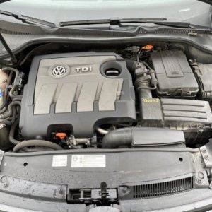 foto VW Golf 1.6 TDi Neu: Einspritzdüsen, RG-Ventil, Kupplung, Wasserpumpe, Winterreifen
